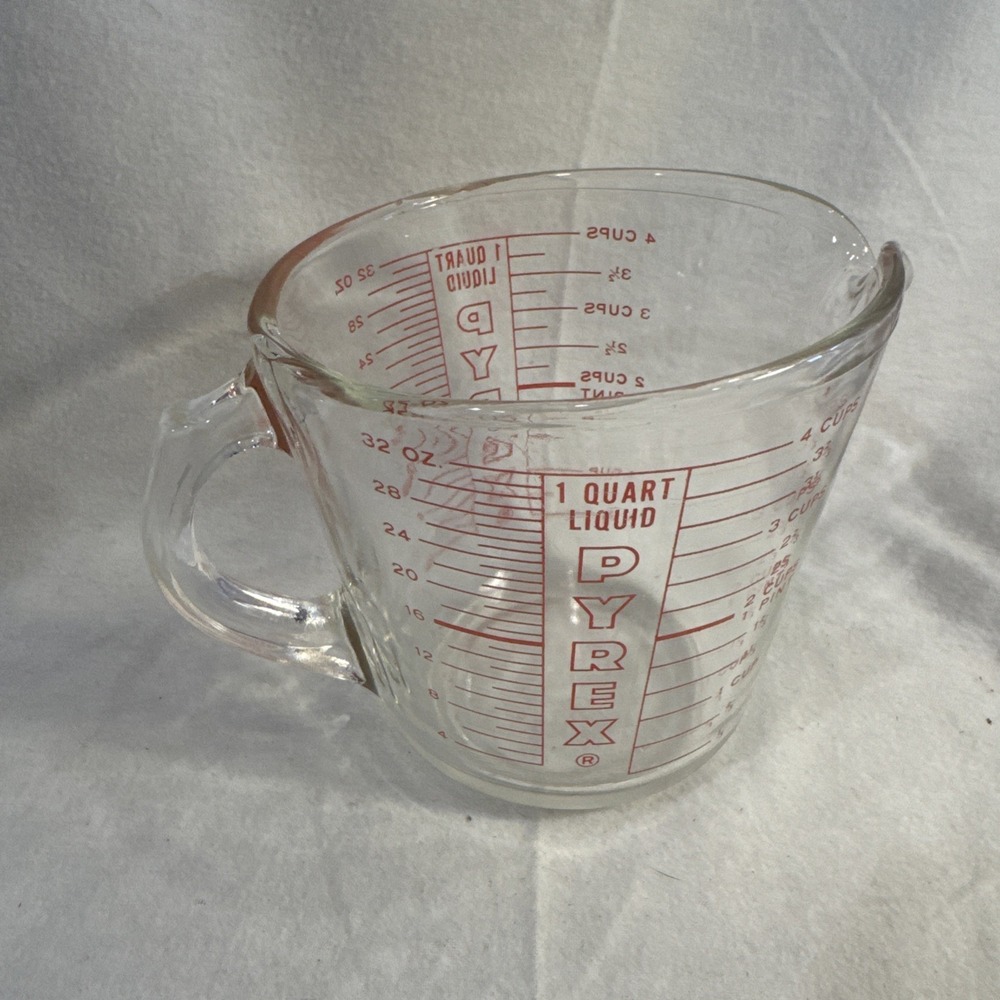 Vintage Pyrex 532 D Handle 4-Cup 1-Quart Red Cap Letter Glass Measuring Cup USA!